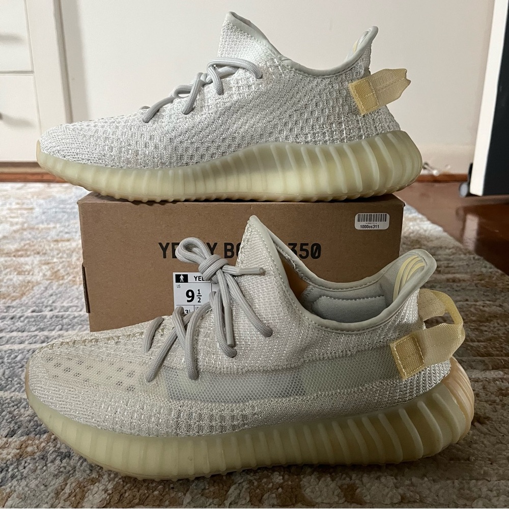 Yeezy Boost 350 V2